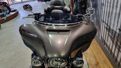 2017 Harley-davidson FLHTK ULTRA LIMITED Grey/Black