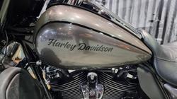 2017 Harley-davidson FLHTK ULTRA LIMITED Grey/Black