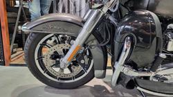 2017 Harley-davidson FLHTK ULTRA LIMITED Grey/Black
