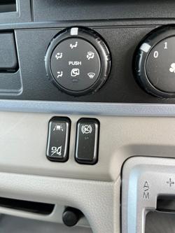 2025 Fuso 515 515 Ready built tray. White