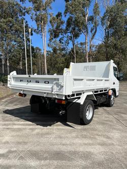 2025 Fuso Canter 815 815 TIPPER White
