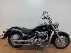 Suzuki VL800 (boulevard C50)