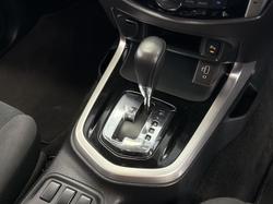 2019 Nissan Navara ST-X