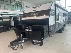 JB Caravans Dirt Road Xtreme 22'6 RD Club Lounge