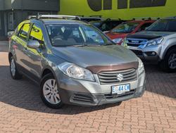 Suzuki S-Cross