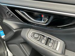 2025 Subaru Outback AWD Touring XT