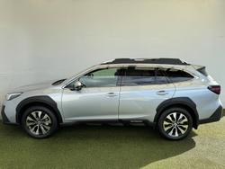 2025 Subaru Outback AWD Touring XT