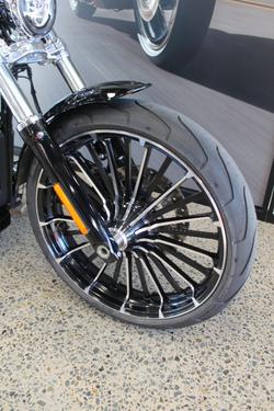 2025 Harley-davidson FXBR BREAKOUT (117) VIVID BLACK