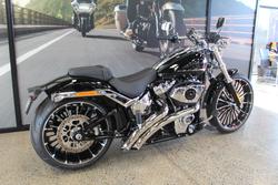 2025 Harley-davidson FXBR BREAKOUT (117) VIVID BLACK