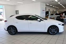 2023 Mazda 3 G20 Evolve