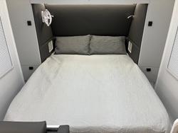 2025 New Age Caravans Manta Ray Mr19er Expedition