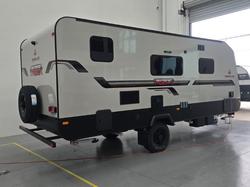 2025 Traveller Destination Track 17