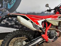 2025 BETA RR 390 X-PRO 4T EFI RED