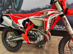 2025 BETA RR 390 X-PRO 4T EFI RED