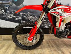 2025 BETA RR 390 X-PRO 4T EFI RED
