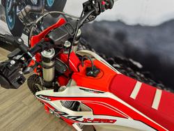 2025 BETA RR 390 X-PRO 4T EFI RED