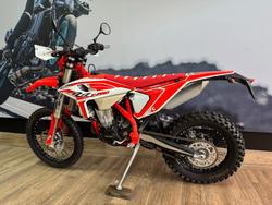 2025 BETA RR 390 X-PRO 4T EFI RED