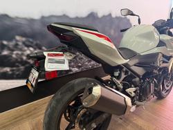 2022 Kawasaki Z400 WHITE