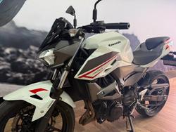 2022 Kawasaki Z400 WHITE