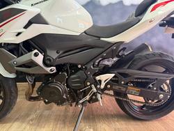 2022 Kawasaki Z400 WHITE