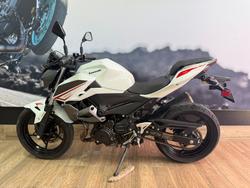 2022 Kawasaki Z400 WHITE