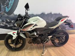 2022 Kawasaki Z400 WHITE