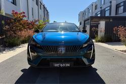 2025 Peugeot 408 GT Premium Hybrid