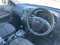 2011 Hyundai i30 SX FD MY11 Phantom Black