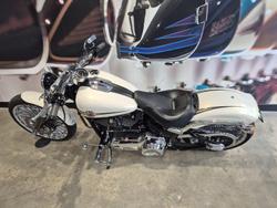 2014 Harley-Davidson Breakout 103 (FXSB) Softail Gold