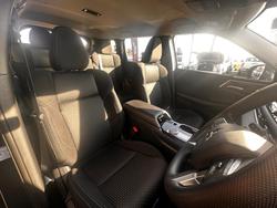 2025 Mitsubishi Outlander ES