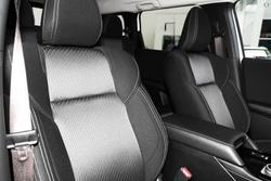 2025 Mitsubishi Outlander LS