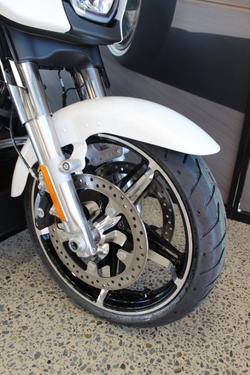 2024 Harley-davidson FLHX STREET GLIDE (117) WHITE ONYX PEARL
