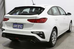 2024 Kia
                Cerato S