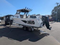 2022 QUINTREX 650 Trident HT