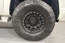 2022 Mitsubishi Triton GLX