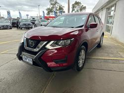 2017 Nissan
X-TRAIL ST