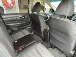 2017 Nissan
X-TRAIL ST