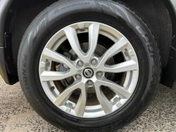 2017 Nissan
X-TRAIL ST