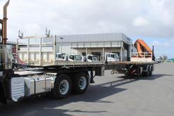 2006 Southern Cross Semi Extendable With Crane