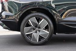 2025 Volkswagen Touareg 210TDI R-Line