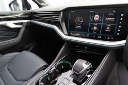 2025 Volkswagen Touareg 210TDI R-Line