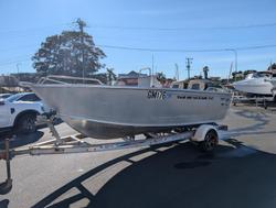 2019 QUINTREX 460 Renegade CC