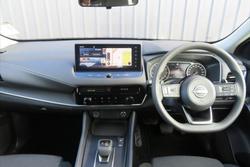 2024 Nissan
                QASHQAI ST+