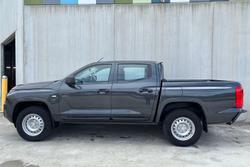 2024 Mitsubishi Triton GLX