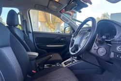 2023 Mitsubishi
Triton GLS