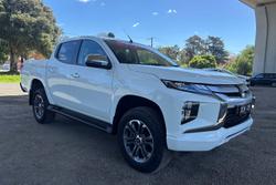 2023 Mitsubishi
Triton GLS