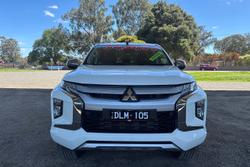 2023 Mitsubishi
Triton GLS