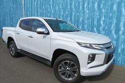 2023 Mitsubishi
Triton GLS