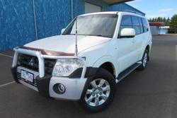 2012 Mitsubishi
                Pajero GLX-R