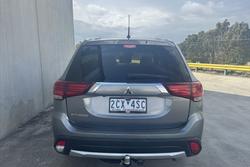 2015 Mitsubishi
                Outlander XLS